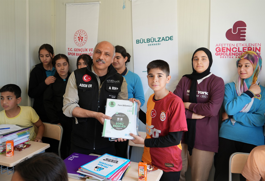 Geleceğe Işık Ol Projesi’nden Nurdağı ve İslahiye’ye Ziyaret